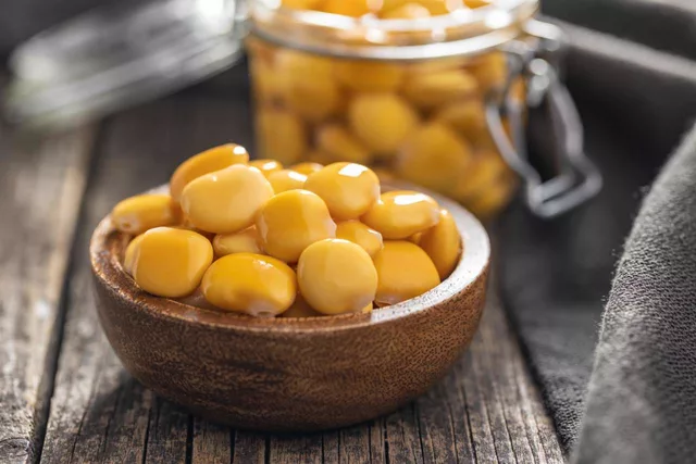 Les lupins - la petite légumineuse méditerranéenne qui revient à l'apéritif