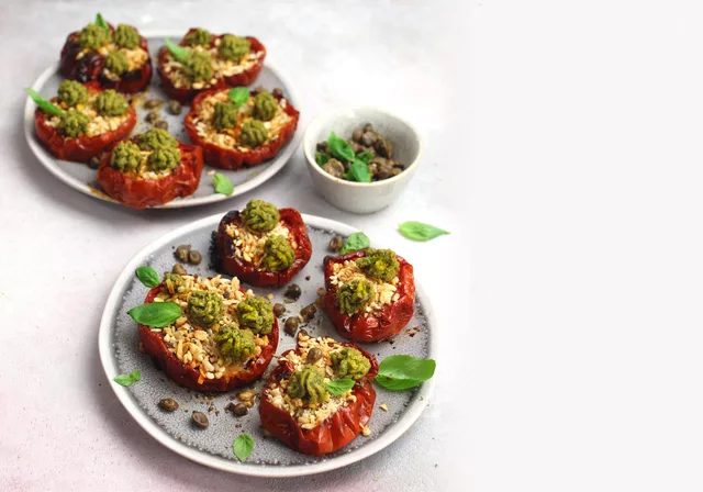 Tomates rôties, paté d'amandes & câpres - le soleil du sud dans un plat